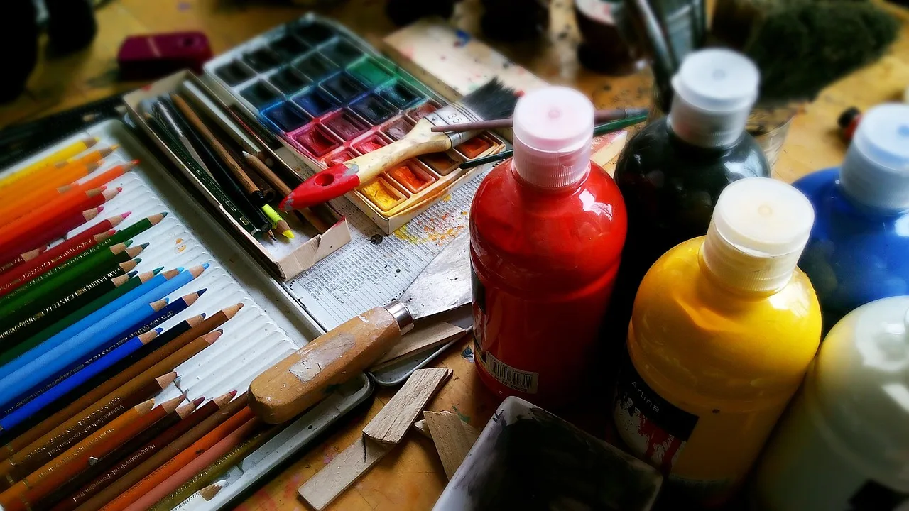 painting, pencils, paint, pens, watercolor, acrylic, watercolor painting, art tools, art materials, painting, painting, painting, painting, painting, paint, paint. Do US Arts Fellowships Favour New York and California? A Method for One Reporter