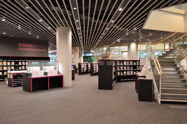 Yamanashi Pref. Library newspapers & magazines corner ac (1). How to write a book review, step by step, without padding